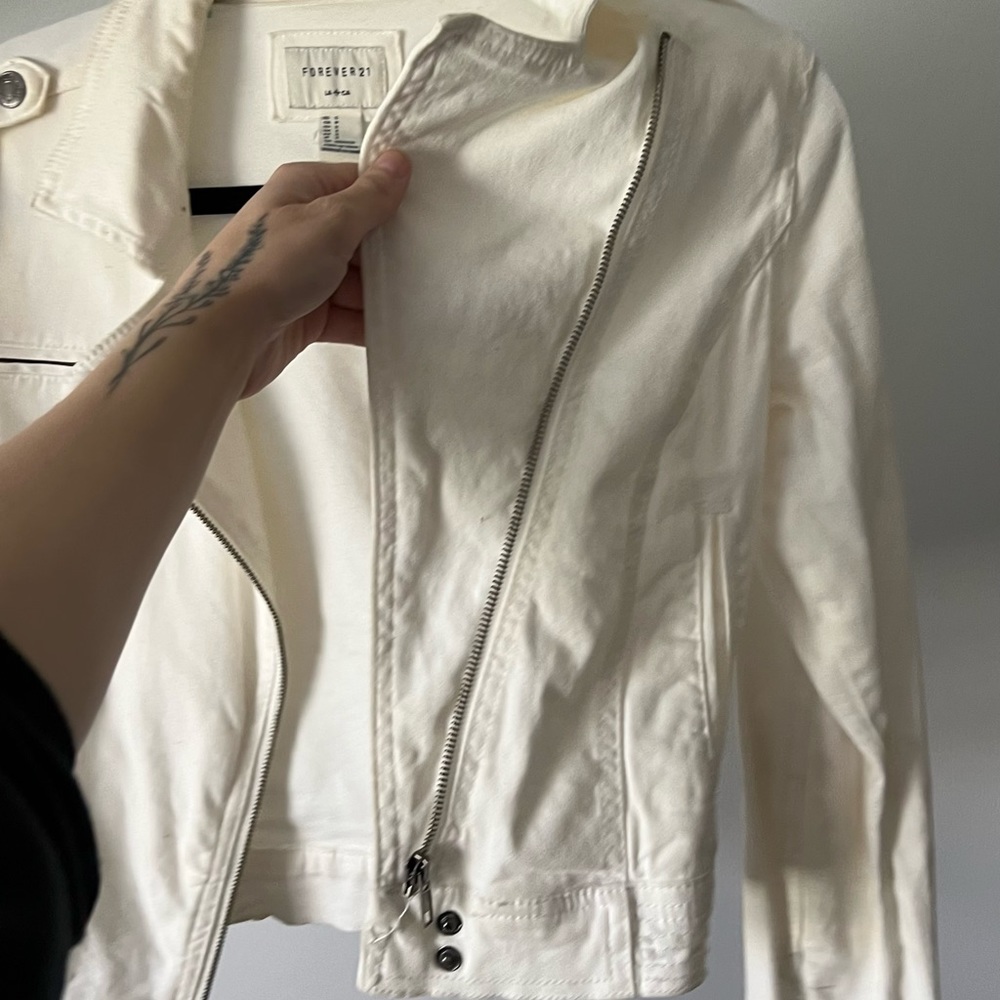 Zip-up Jacket - Picture 4 of 4